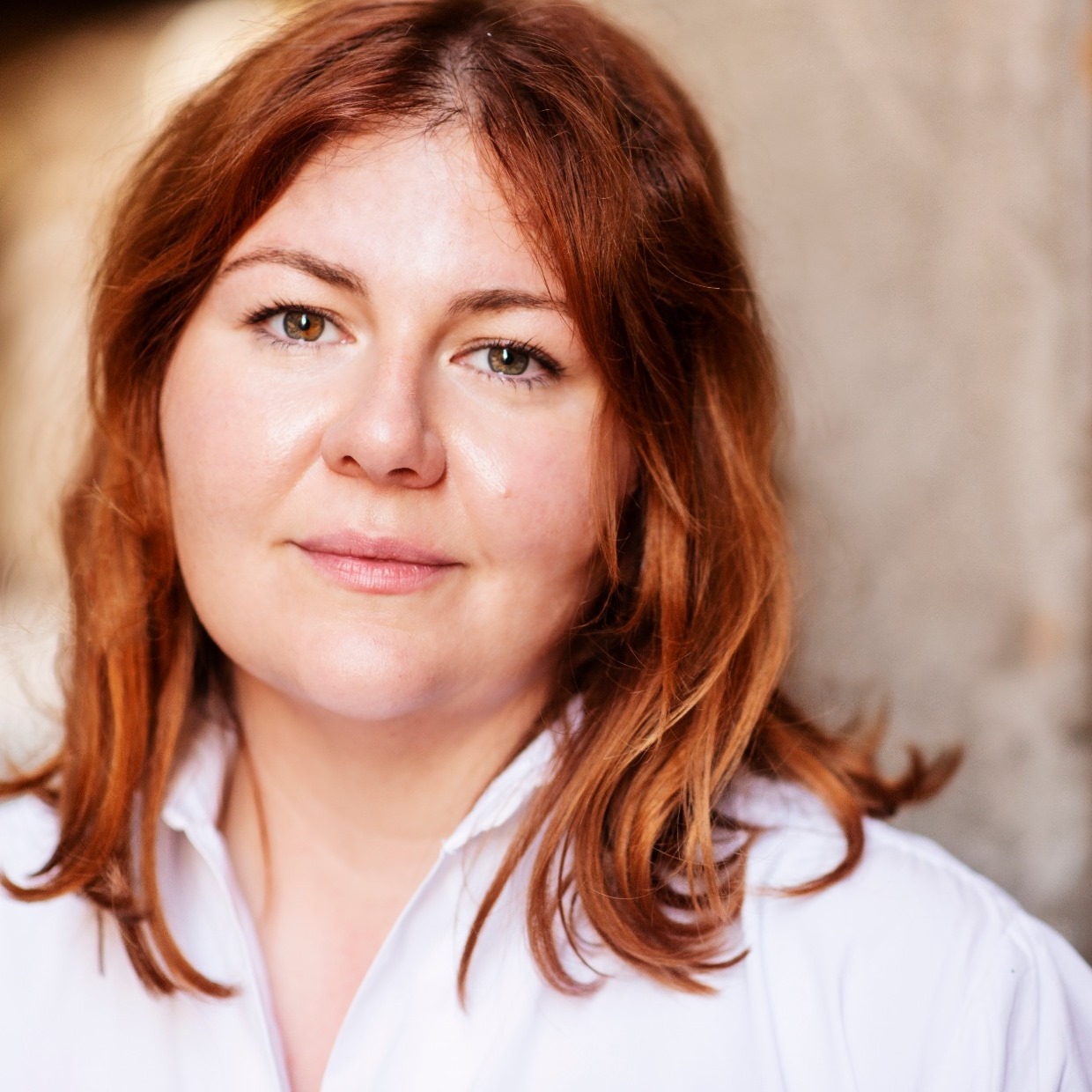 Caroline Cadwell professional headshot